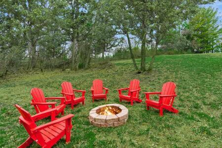 Harpers Ferry Cabin Hot Tub, Deck, Fire Pit, Wifi Ngoại thất bức ảnh