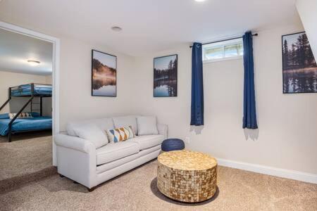 Harpers Ferry Cabin Hot Tub, Deck, Fire Pit, Wifi Ngoại thất bức ảnh