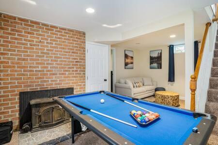 Harpers Ferry Cabin Hot Tub, Deck, Fire Pit, Wifi Ngoại thất bức ảnh