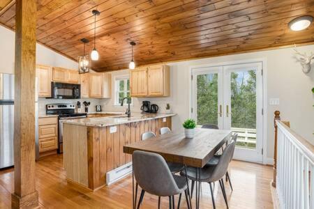 Harpers Ferry Cabin Hot Tub, Deck, Fire Pit, Wifi Ngoại thất bức ảnh
